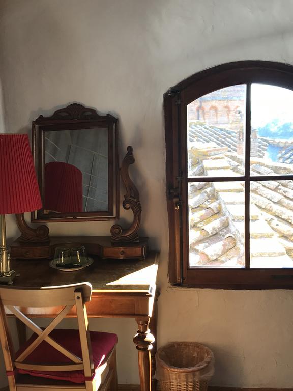 Castello Delle Quattro Torra Bed & Breakfast Val di Pugna Exterior foto